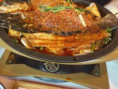 -鸣记脆皮烤鱼·海鲜烤鱼(三八广场店)