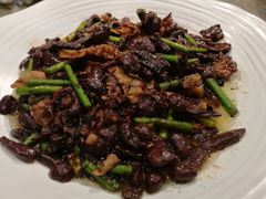 肉蘑炒肉-忆厨禾中餐厅