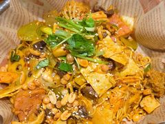 -红渡小香·牛肉麻辣香锅(车站南路店)