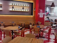 -城市大道红炉披萨烘焙坊