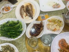-鹏城人家海鲜酒家·23年老字号(较场尾店)