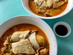 -亚王咖喱鸡米粉面