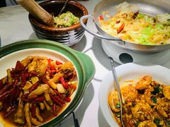 -费大厨辣椒炒肉(高铁吾悦广场店)