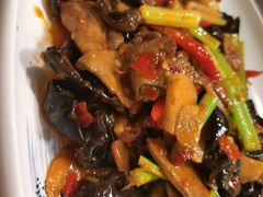 -伊兰麒兰馨园·川菜·清真馆(339电视塔店)