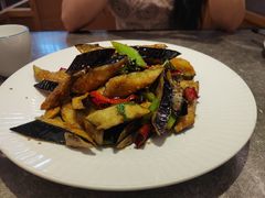 -闫府私房菜(恒隆店)