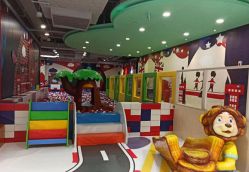 -利奥梦幻主题乐园(爱琴海购物公园店)