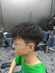 -米可造型烫发染发