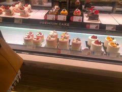 -巴黎贝甜(大宁国际商业广场店)