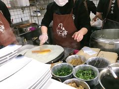 蛋饼-门庭若市豆浆油条(恒生广场店)