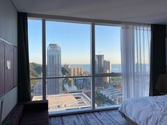 -大连星海皇冠假日酒店