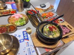 -金会长自助海鲜·烤肉(人民广场店)