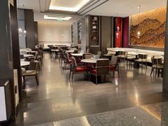 大堂-南昌绿地铂瑞酒店·臻萃轩中餐厅