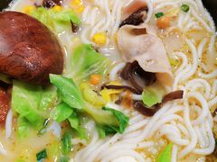 过桥米线-阿香米线(杭州良渚永旺店)