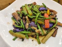 -畔山酒店中餐厅