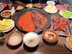 -萍姐火锅·公路夜市(武汉首店)