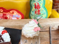 樱花海盐冰拿铁-16毫米咖啡&酒吧(南锣鼓巷店)