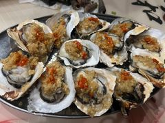 -蚝哥花姐湛江烤生蚝(美丽湾市场店)