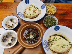 响油鳝糊-二泉园老菜馆·百年无锡菜