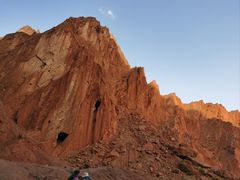 -天山神秘大峡谷