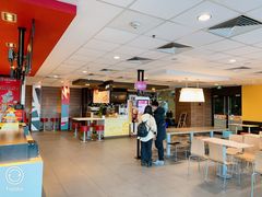 -麦当劳(哈西万达店)
