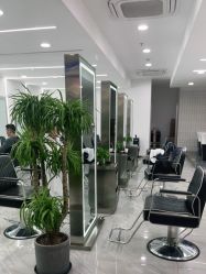 -Coo Hair salon
