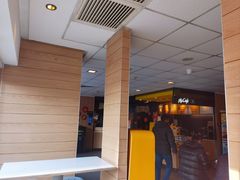 -麦当劳(利津路店)