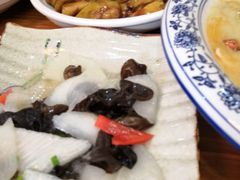 -宏利土菜馆(马山店)