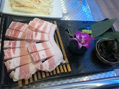 -盛辛巴·东北炭火烤肉(托乐嘉店)