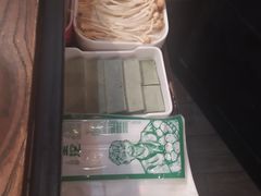 -三个四川人火锅(华联商厦店)