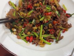 -湖南人家湘菜馆(镇江路店)