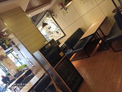 -焦记老潼关肉夹馍(东五路店)