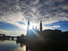 -皮拉尔圣母圣殿主教座堂