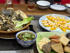 -三锅莊·牦牛肉火锅·香格里拉特色藏餐宴请餐厅(菱角塘路店)