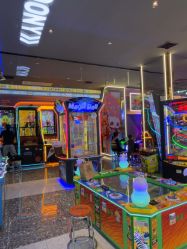 -卡通尼乐园(景枫中心店)