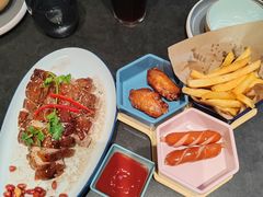 -荣记·囍粤茶餐厅(花都店)