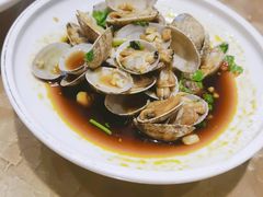 -朱记乳鸽王·非遗石岐乳鸽·全鸽宴(大兴旗舰店)