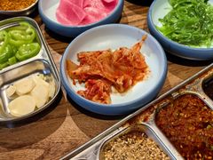 -明洞阿姨·韩式酱蟹烤肉·创意料理(三元桥店)