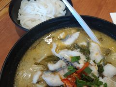 -老妈米线(港龙店)