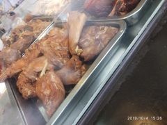 -陆稿荐观前街店