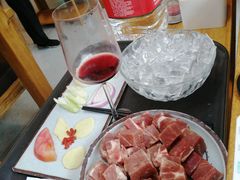 -毛辣果·贵州红酸汤牛肉火锅(西单店)