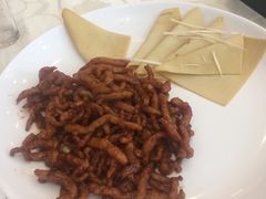 -鑫巴蜀小镇 · 水煮鱼专研店(玉桥店)