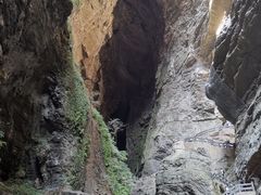 -龙水峡地缝景区