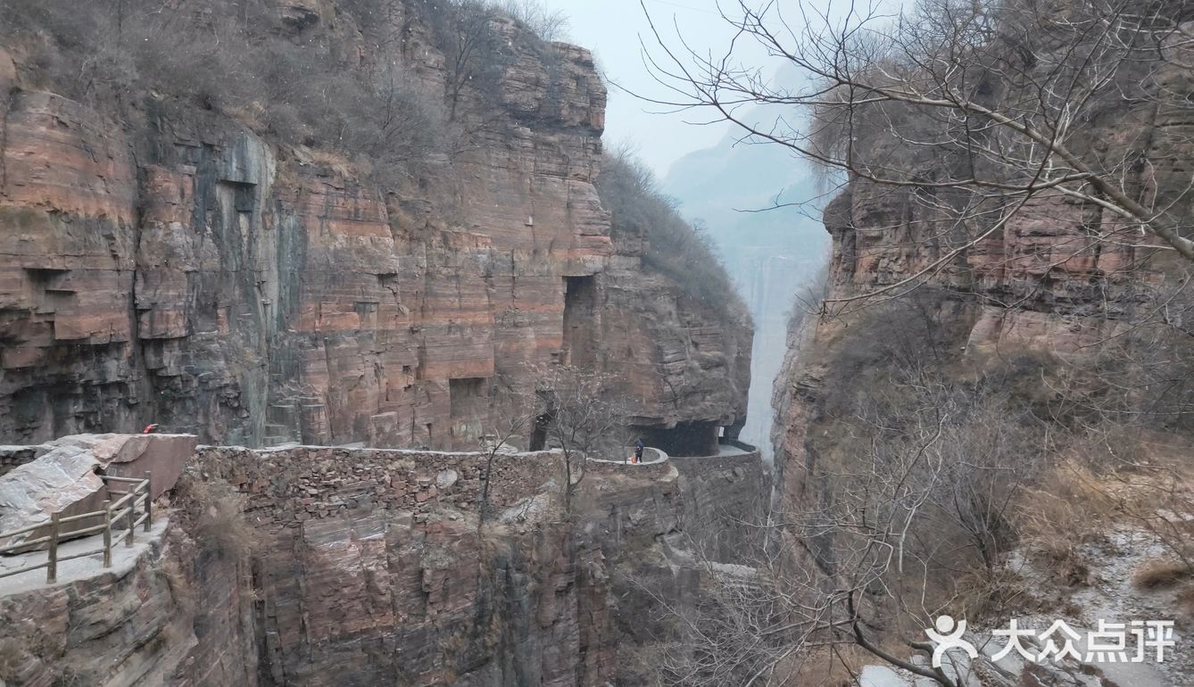 著名的挂壁公路不是盖的