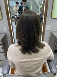-妃格美发沙龙·烫发·染发