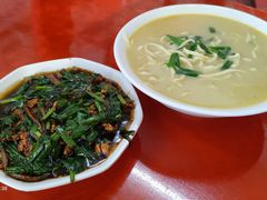 -三百碗宝应长鱼面(板仓街店)