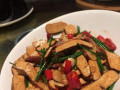 小炒泉水香干-小碗大胃(福久源新天地店)