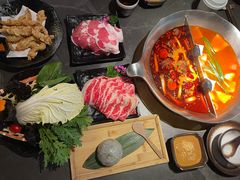 -湊湊火锅·茶憩(杭州湖滨银泰in77店)
