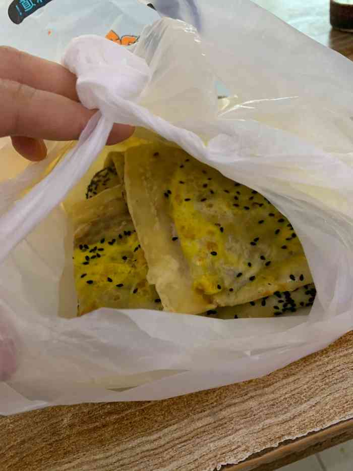 粥先森·煎饼果子(济南大学店)-"他们家是家外卖店,几乎都是订外卖,也