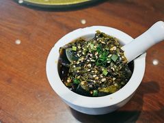 -川流不息·地道川菜·小龙虾(松东路店)