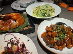 -小厨娘绣中淮扬(总统府大行宫店)